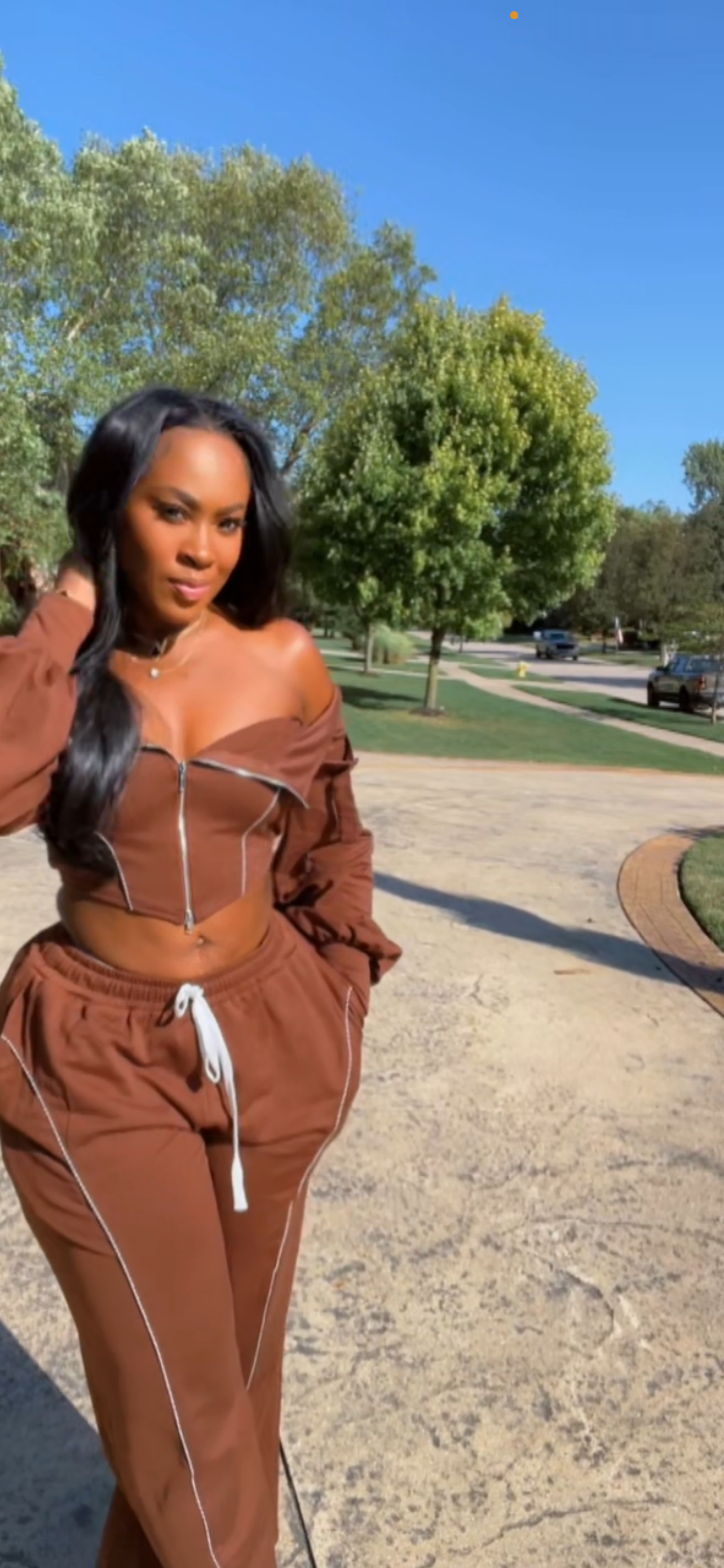 Brown thang